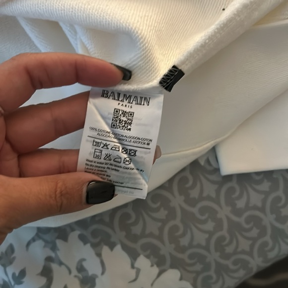 Sweatshirt - Picture 3 of 4